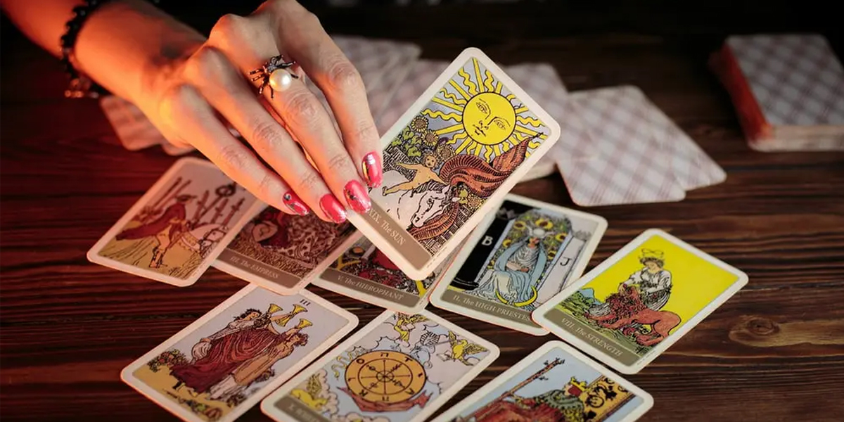 Tarot Card Predictions Why Tarot card Prediction is so popular